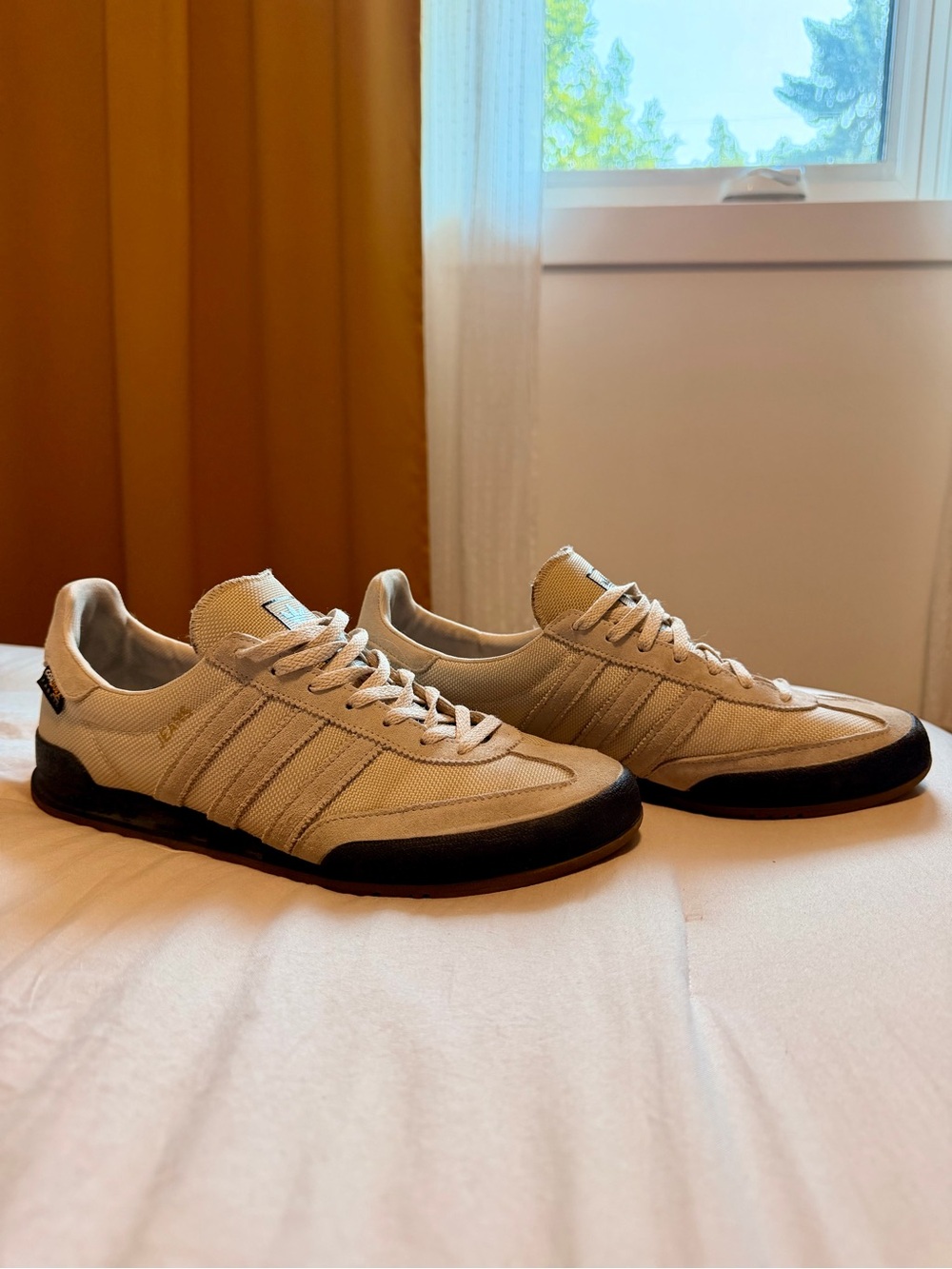 Adidas Kegler Super Beige Canvas Sneakers with Black Sole. US 9.5